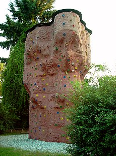 Ansicht Kletterturm Lipschitzallee